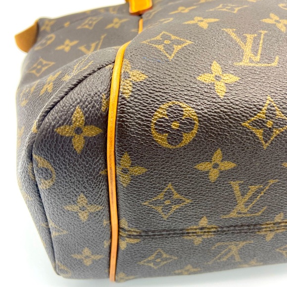 Louis Vuitton Monogram Totally PM Bag. - Picture 10 of 14